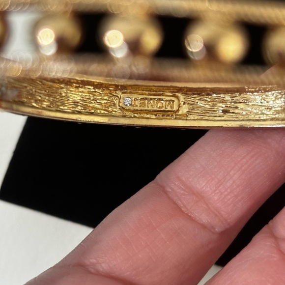 3 piece vintage Monet rhinestone cystal set - Picture 6 of 12